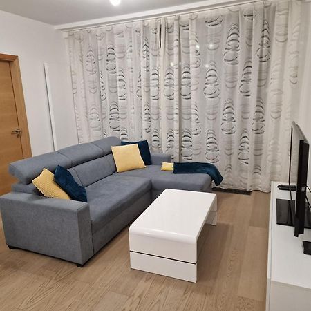 Stylish Panorama City Family Suite Bratislava Exterior foto